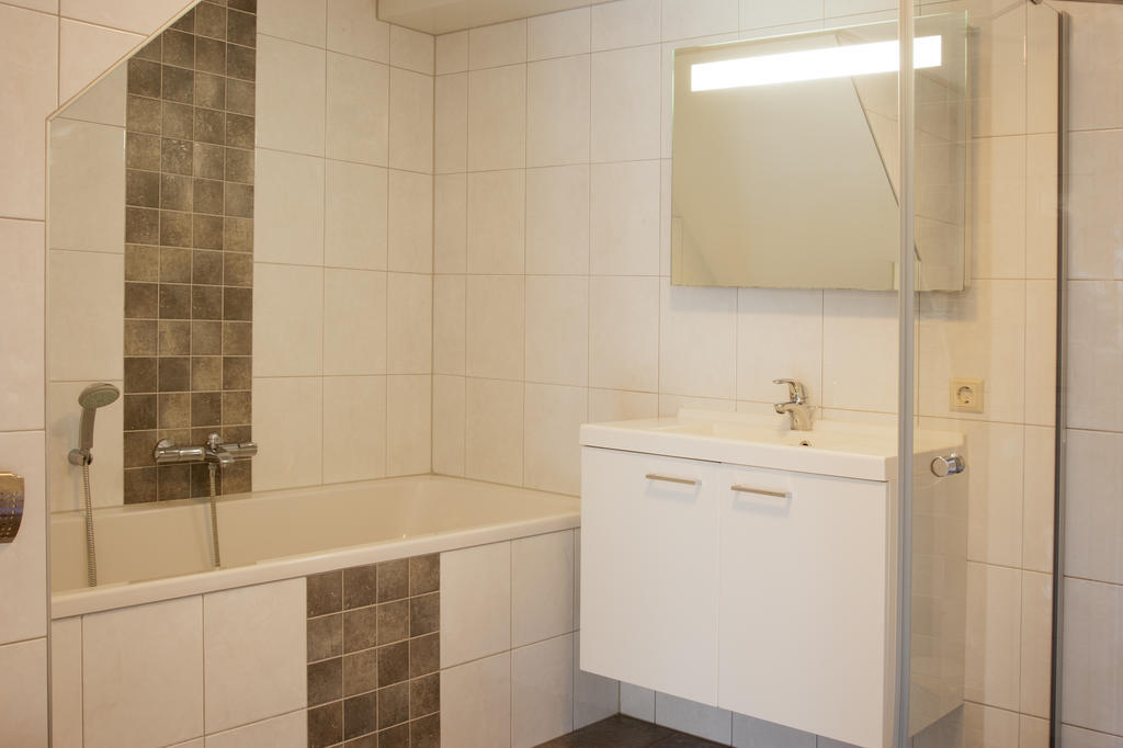 Apartement De Vosseburch Langeraar Quarto foto